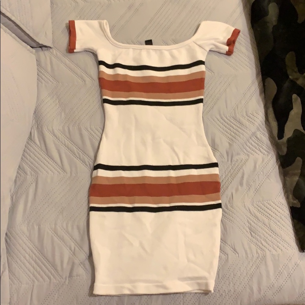 Do the shoulder dress.
